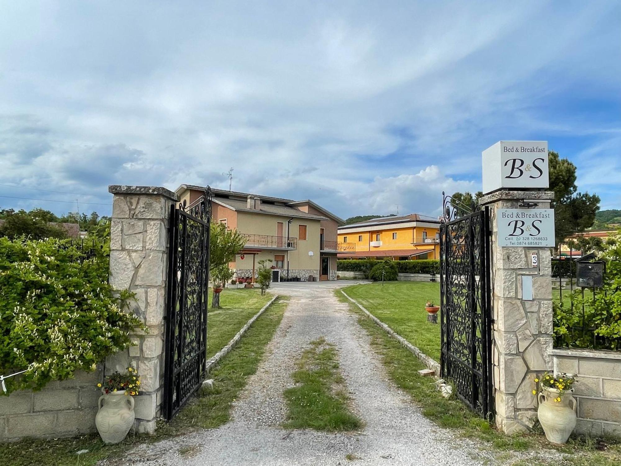 Vinchiaturo B&S Bed & Breakfast エクステリア 写真